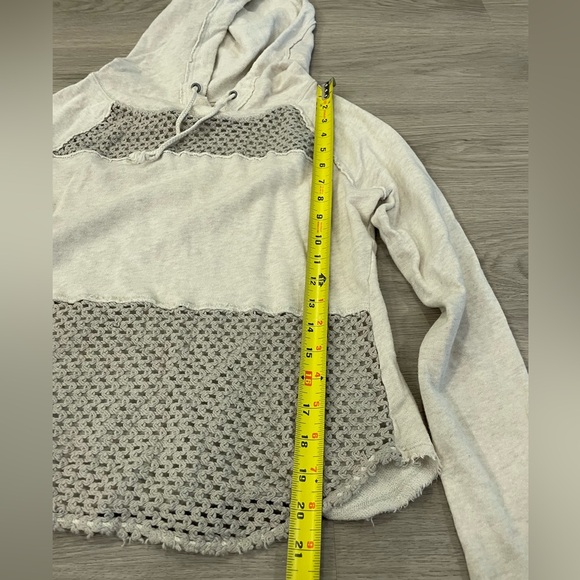FREE PEOPLE Offwhite/Cream Sweater Hoodie with Mesh Cutouts. Size XS Oversized. - Picture 10 of 12